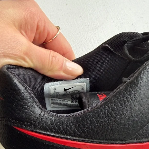 Nike Black and Red Women's Sneakers - Picture 4 of 5